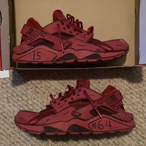 COPY - Cartooned all red hurrache Nike